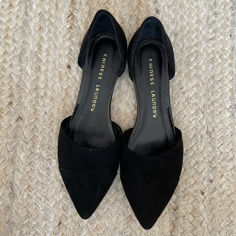 Chinese Laundry flats